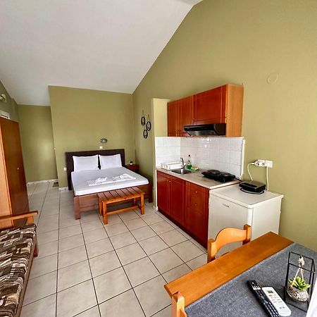 Artemis Hotel Apartments 克拉默特 外观 照片