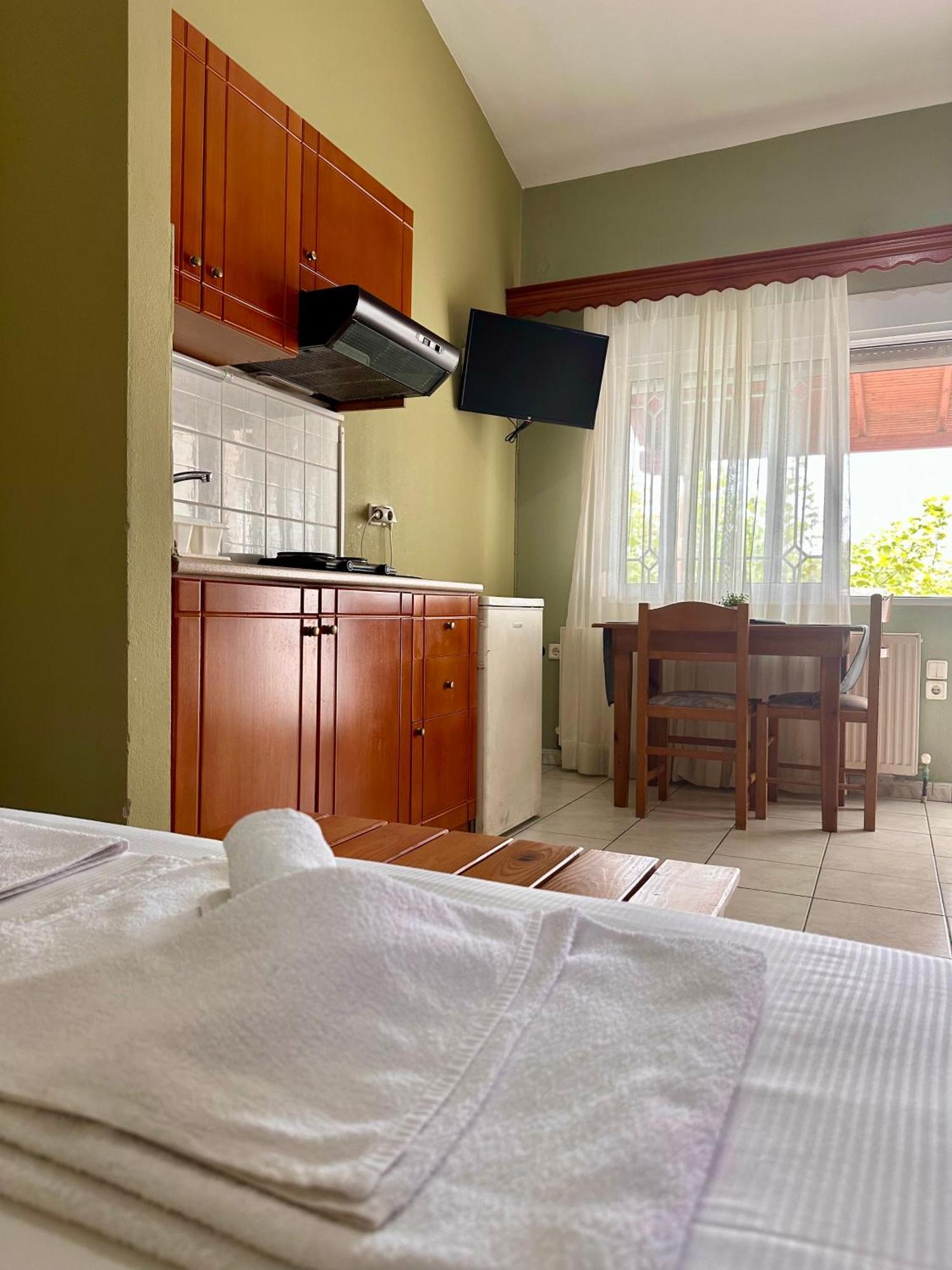 Artemis Hotel Apartments 克拉默特 外观 照片