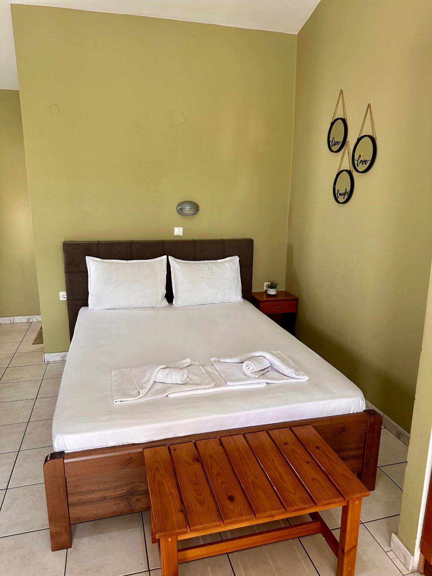 Artemis Hotel Apartments 克拉默特 外观 照片